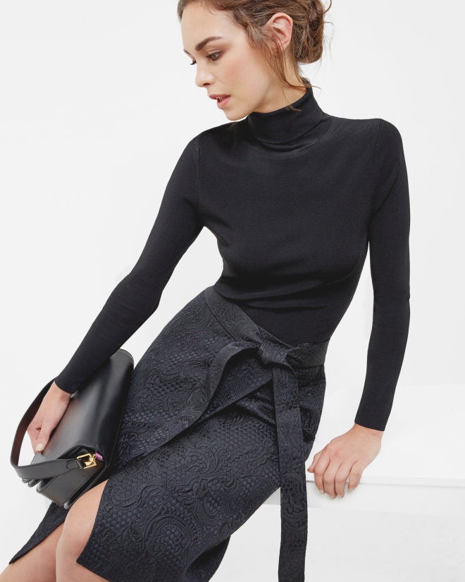 ストレートスカート【TED BAKER】 Ted Baker London V-Neck Sleeveless Pleated A-Line Maxi Dress
